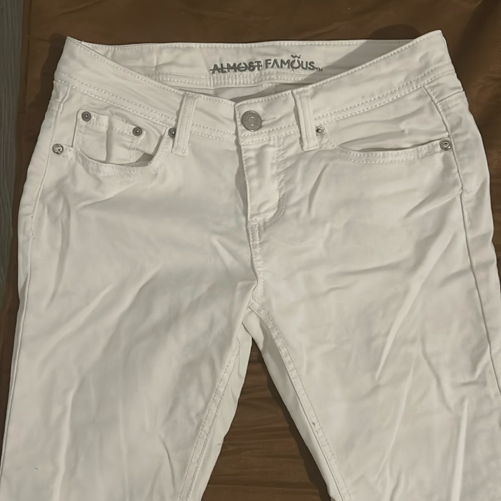 White low rise jeans. Worn twice. Size 5 (true to size)